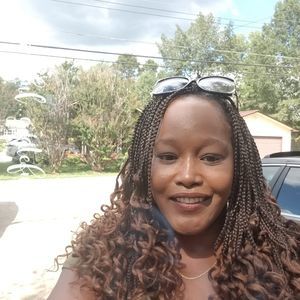 Meet your Posher, Lashanda